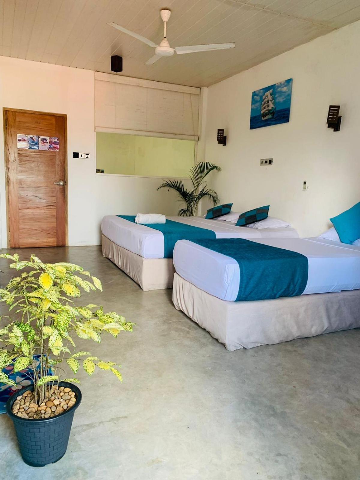 A1 Weligama Hotel & Spa Экстерьер фото